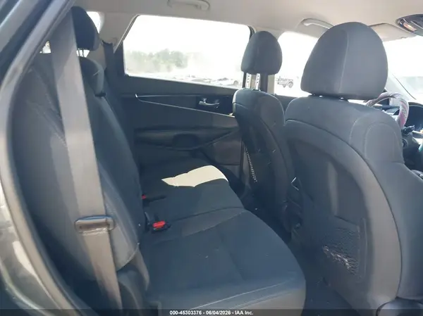 5XYPG4A36LG684688 2020 KIA SORENTO - Image 8