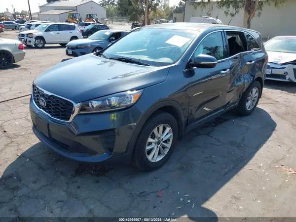 5XYPG4A36LG687865 2020 KIA SORENTO - Image 2