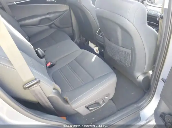 5XYPG4A36LG698767 2020 KIA SORENTO - Image 8