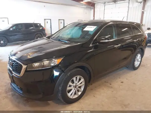5XYPG4A36LG698977 2020 KIA SORENTO - Image 2