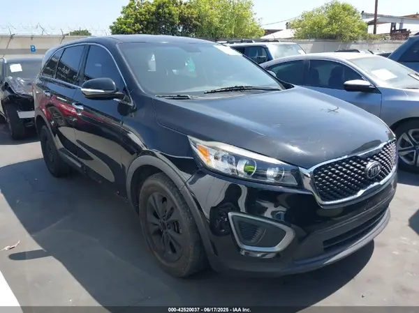 5XYPG4A37GG002438 2016 KIA SORENTO - Image 1
