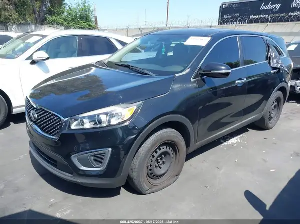 5XYPG4A37GG002438 2016 KIA SORENTO - Image 2