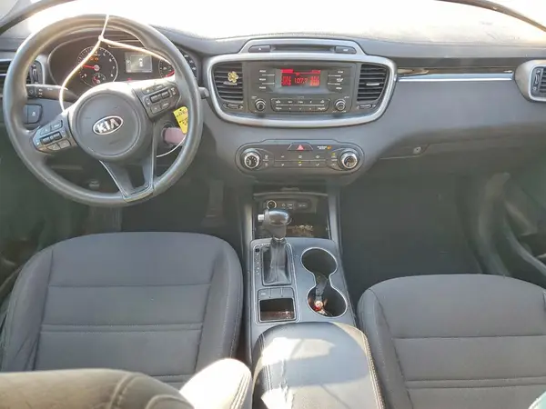 5XYPG4A37GG002441 2016 KIA SORENTO - Image 8