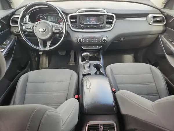 5XYPG4A37GG004867 2016 KIA SORENTO - Image 8