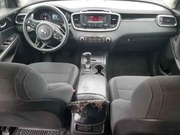 5XYPG4A37GG006506 2016 KIA SORENTO - Image 8