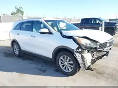 5XYPG4A37GG010717 2016 KIA SORENTO