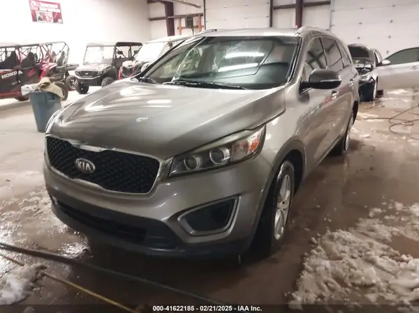 5XYPG4A37GG013620 2016 KIA SORENTO - Image 2
