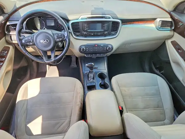5XYPG4A37GG015108 2016 KIA SORENTO - Image 8