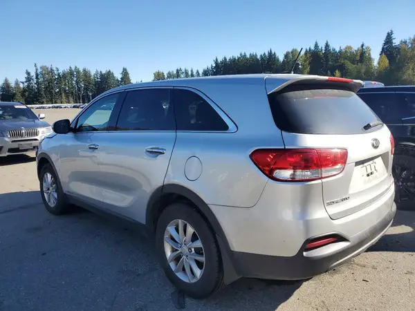 5XYPG4A37GG019014 2016 KIA SORENTO - Image 2