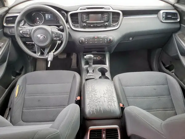 5XYPG4A37GG023418 2016 KIA SORENTO - Image 8