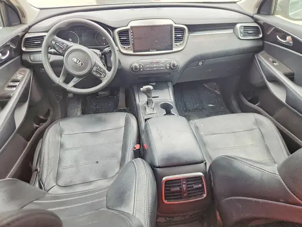 5XYPG4A37GG028585 2016 KIA SORENTO - Image 8