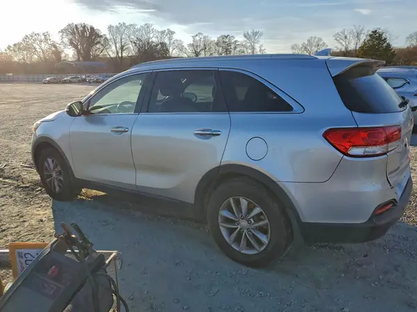 5XYPG4A37GG033947 2016 KIA SORENTO - Image 2