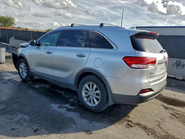 5XYPG4A37GG036007 2016 KIA SORENTO - Image 2