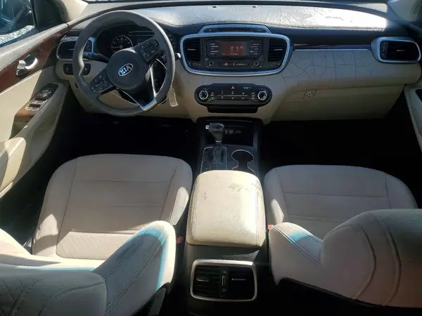 5XYPG4A37GG038467 2016 KIA SORENTO - Image 8