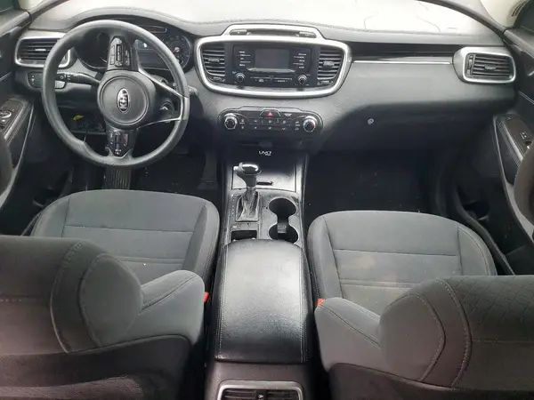 5XYPG4A37GG041921 2016 KIA SORENTO - Image 8