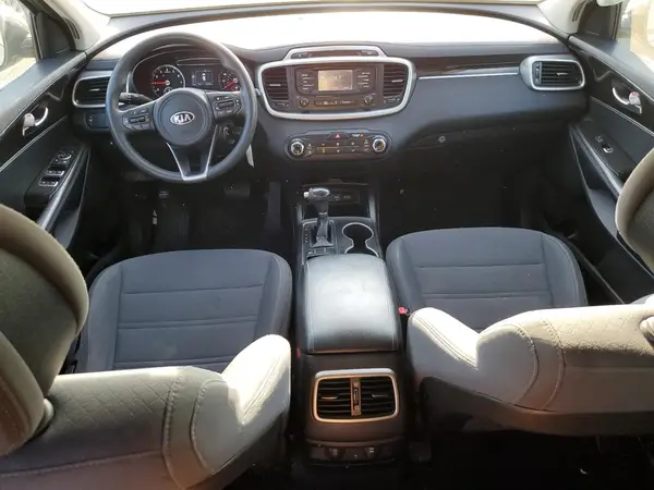 5XYPG4A37GG042129 2016 KIA SORENTO - Image 8