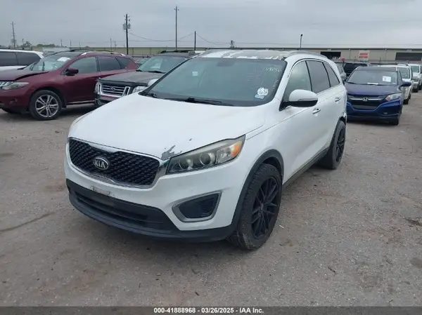 5XYPG4A37GG055639 2016 KIA SORENTO - Image 2