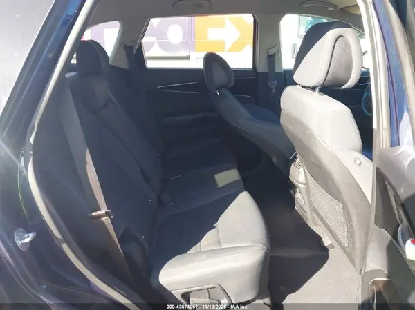 5XYPG4A37GG058704 2016 KIA SORENTO - Image 8