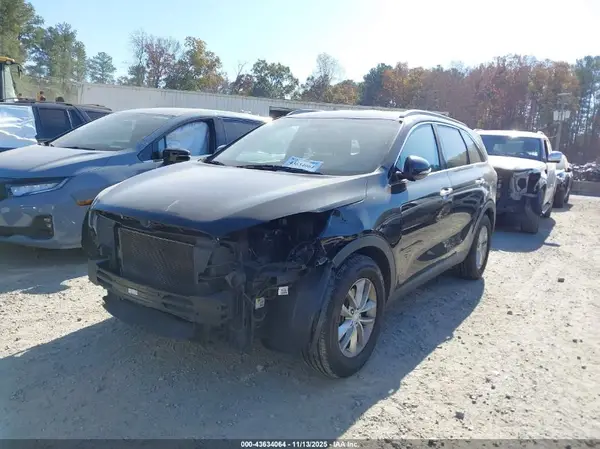 5XYPG4A37GG061876 2016 KIA SORENTO - Image 2
