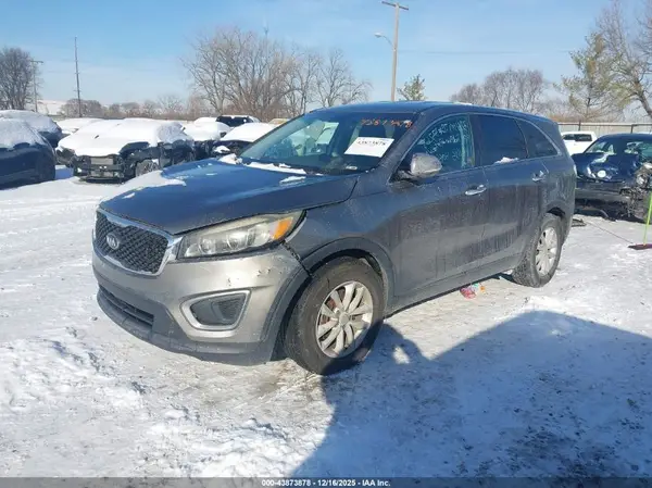 5XYPG4A37GG064549 2016 KIA SORENTO - Image 2