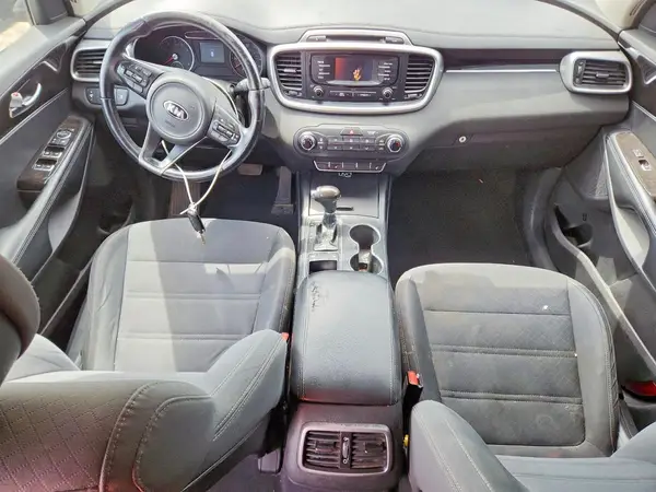 5XYPG4A37GG070061 2016 KIA SORENTO - Image 8