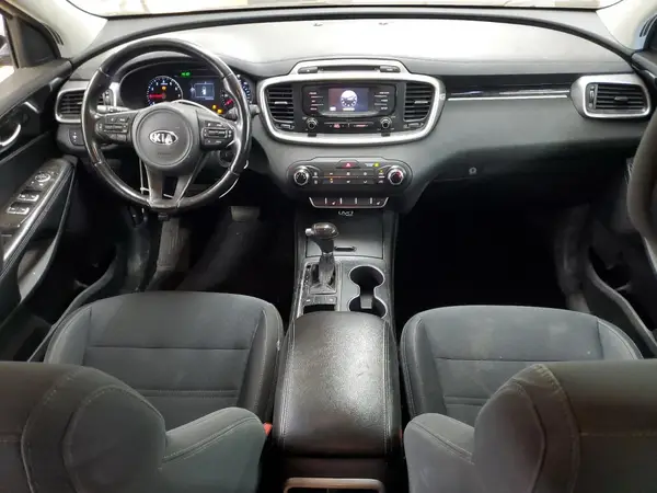 5XYPG4A37GG070786 2016 KIA SORENTO - Image 8