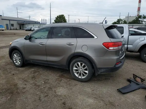 5XYPG4A37GG074787 2016 KIA SORENTO - Image 2