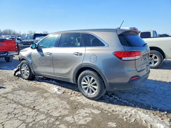 5XYPG4A37GG076152 2016 KIA SORENTO - Image 2