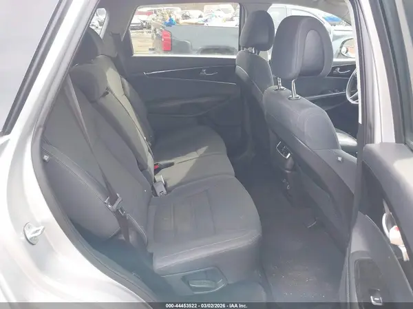 5XYPG4A37GG082176 2016 KIA SORENTO - Image 8