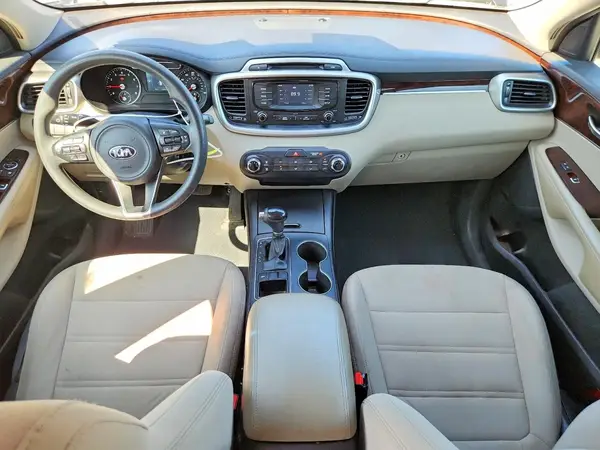 5XYPG4A37GG085742 2016 KIA SORENTO - Image 8