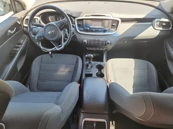5XYPG4A37GG089175 2016 KIA SORENTO - Image 8