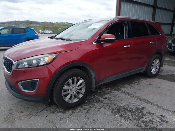 5XYPG4A37GG090648 2016 KIA SORENTO - Image 2