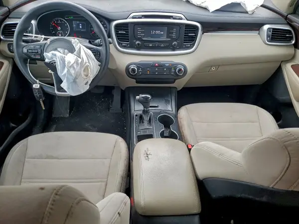 5XYPG4A37GG095705 2016 KIA SORENTO - Image 8