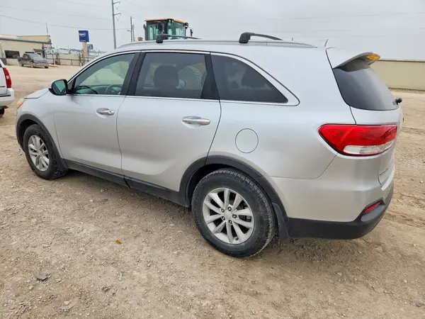5XYPG4A37GG097308 2016 KIA SORENTO - Image 2