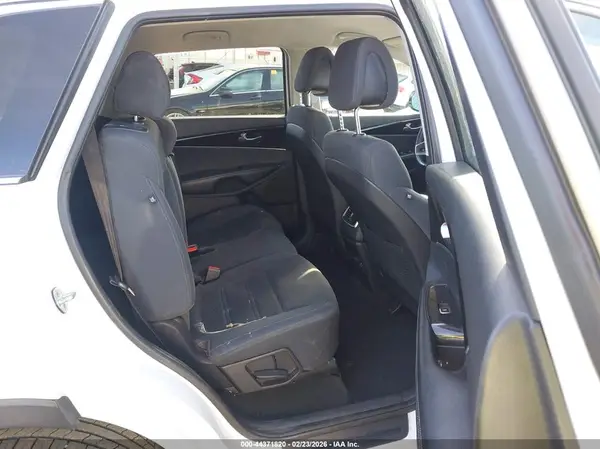 5XYPG4A37GG102443 2016 KIA SORENTO - Image 8
