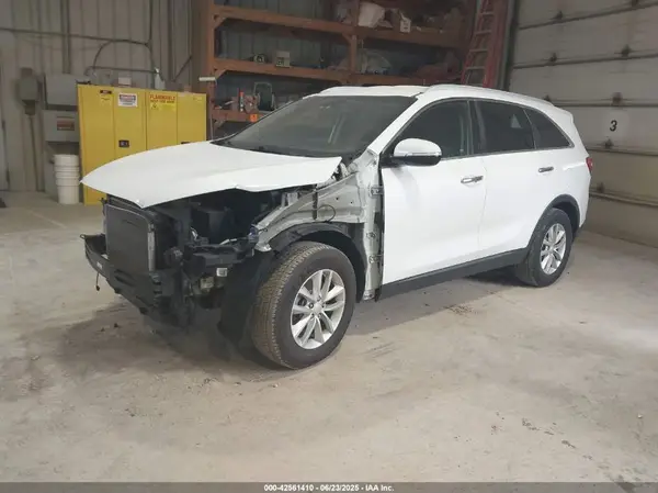 5XYPG4A37GG116004 2016 KIA SORENTO - Image 2
