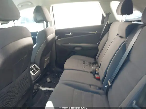 5XYPG4A37GG116696 2016 KIA SORENTO - Image 8