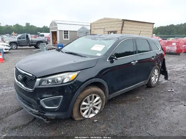5XYPG4A37GG118335 2016 KIA SORENTO - Image 2