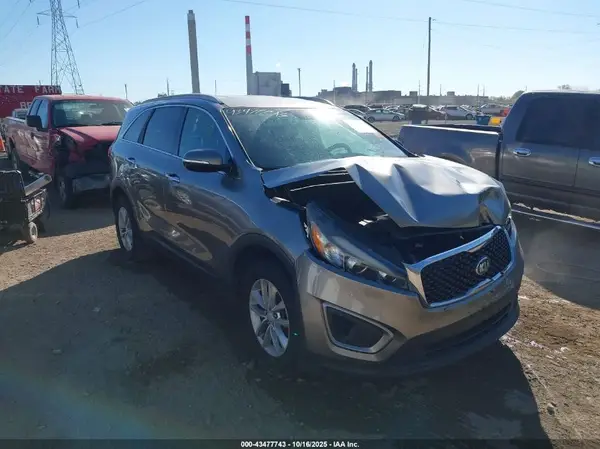 5XYPG4A37GG119601 2016 KIA SORENTO - Image 1