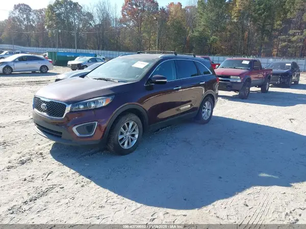 5XYPG4A37GG123325 2016 KIA SORENTO - Image 2