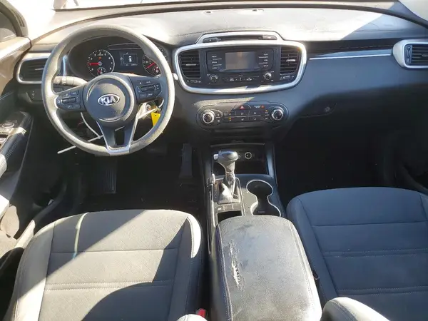 5XYPG4A37GG129089 2016 KIA SORENTO - Image 8
