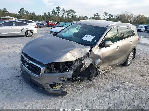 5XYPG4A37GG170967 2016 KIA SORENTO - Image 2