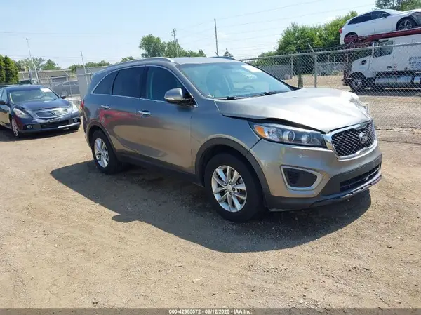 5XYPG4A37GG171567 2016 KIA SORENTO