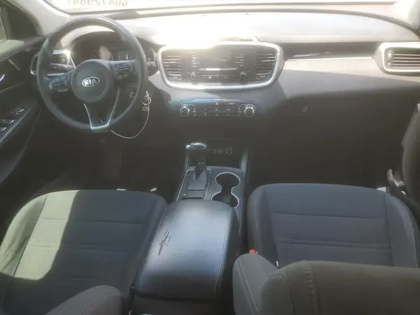 5XYPG4A37GG176106 2016 KIA SORENTO - Image 8