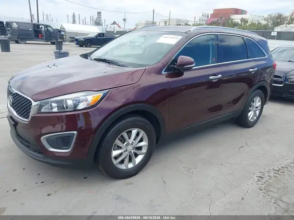5XYPG4A37GG176428 2016 KIA SORENTO - Image 2