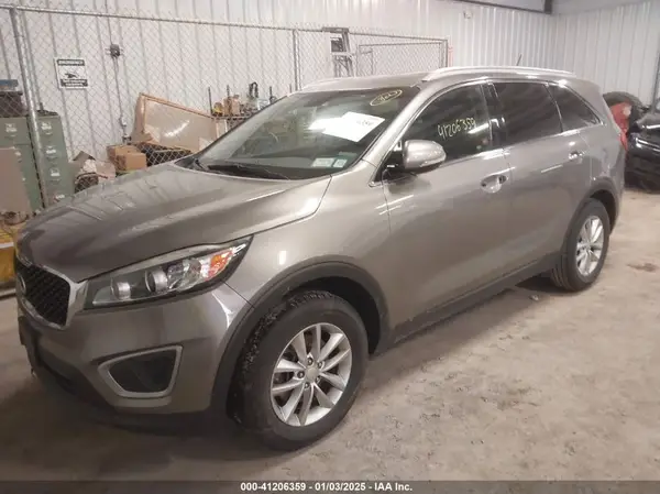 5XYPG4A37GG180950 2016 KIA SORENTO - Image 2