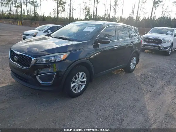 5XYPG4A37GG186697 2016 KIA SORENTO - Image 2