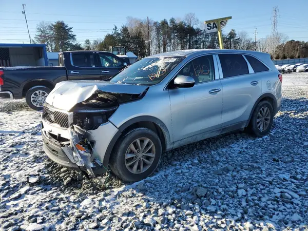 5XYPG4A37GG186747 2016 KIA SORENTO - Image 1