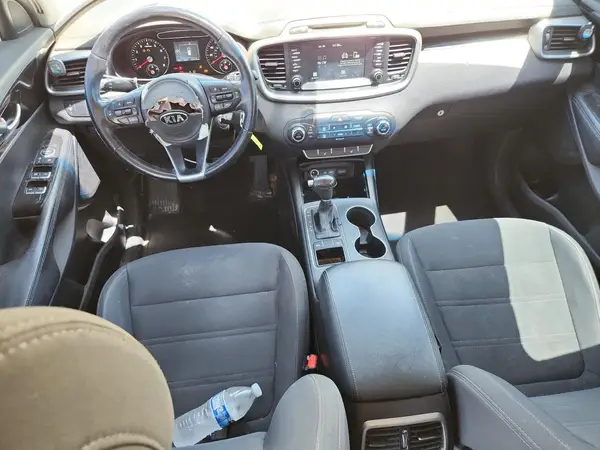 5XYPG4A37HG189004 2017 KIA SORENTO - Image 8