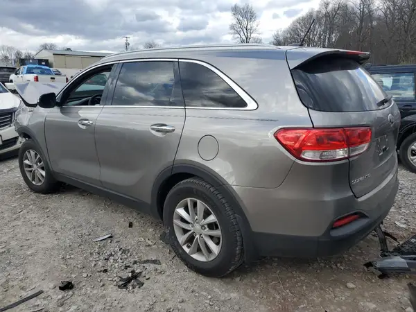 5XYPG4A37HG191822 2017 KIA SORENTO - Image 2